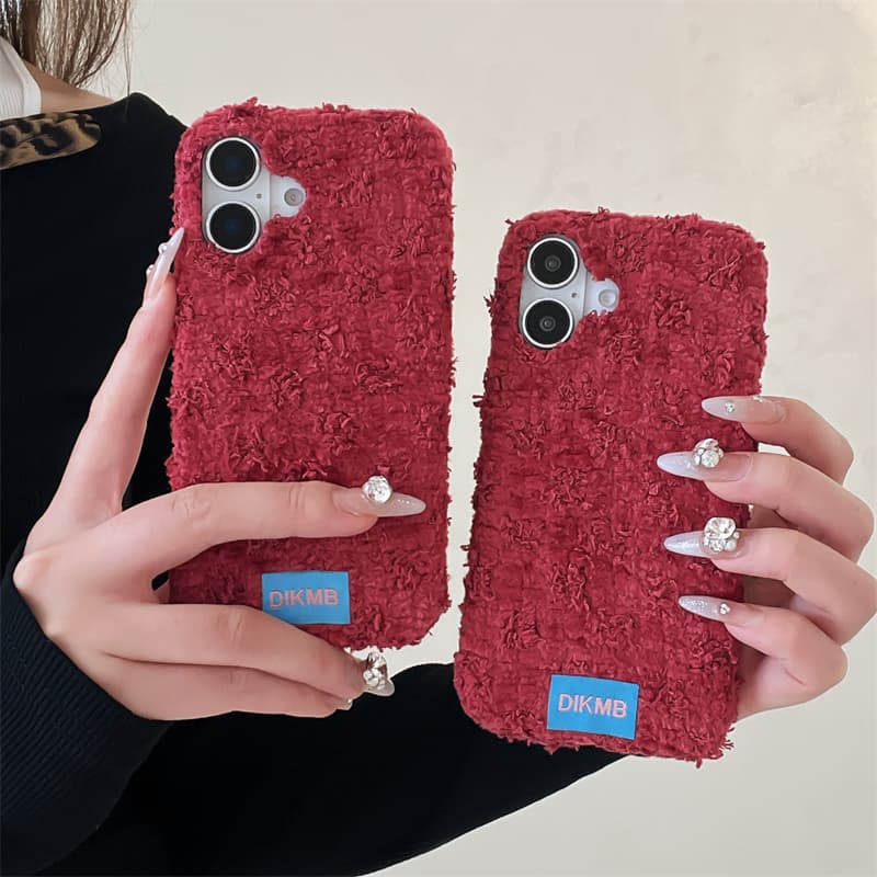 Angora-rote, flauschige Handyh – Apple Iphone 15 Bewertung und Preis